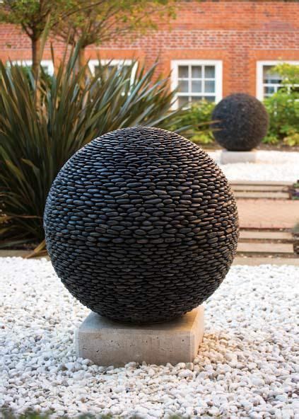 How to Make Concrete Garden Spheres | Garden spheres, Concrete garden ...