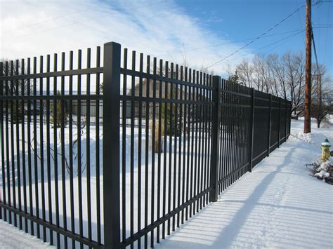 Aluminum vs wrought iron fences – Artofit