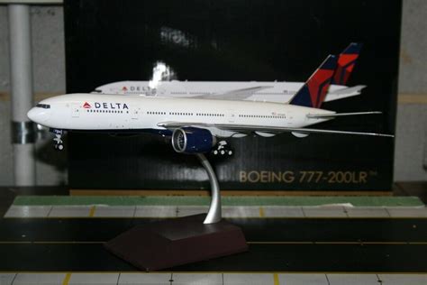 GEMINI JETS 1/200 Delta Airlines Boeing 777-200LR N704DK (G2DAL625) – Collectors Aircraft Models ...