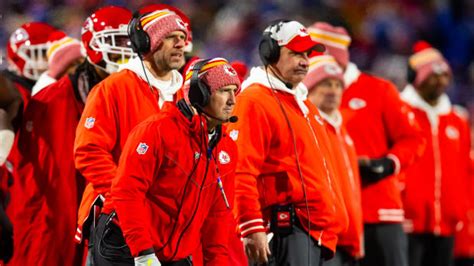 Chiefs Hall of Famer Tim Grunhard has wild take on defensive ...