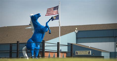 Havre High School closed by threat on bathroom wall - Missoula Current