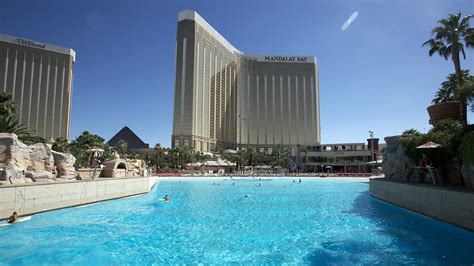 Shark Reef at Mandalay Bay in Las Vegas, Nevada | Expedia