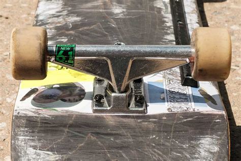 Venture Trucks 6.1″ test | review | skatedeluxe Blog