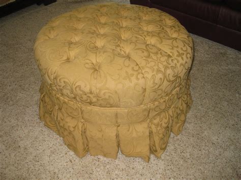 Custom Slipcovers by Shelley: Round Ottoman