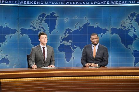 SNL: Weekend Update Fans Annoyed That Annual Joke Swap Didn't Happen on Christmas Episode ...