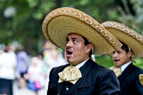 38 Mexican Slang Words & Phrases You Should Know