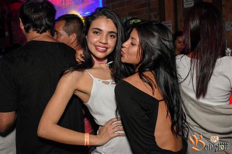 Colombia Nightlife Girls : Cartagena Nightlife - Best Bars and ...