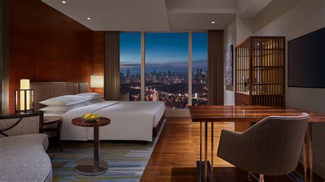 5 Star Luxury Hotels in Taguig | Grand Hyatt Manila