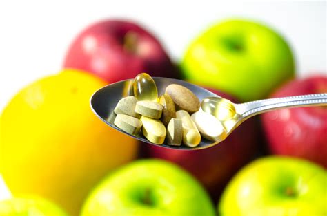 20 Supplements and Medicine That You Should Take With Food - Suzy Cohen ...