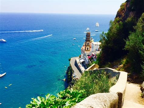 Pin di Mikhael Mens su Ravello Amalfi Coast | Paesaggi, Bellezza