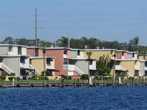 Tampa FL Waterfront Homes For Sale - 201 Homes | Zillow