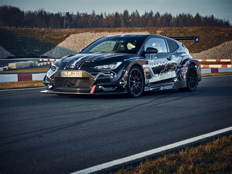 Video: Hyundai shows ‘rolling lab’ electrified sports car | EVs & Beyond