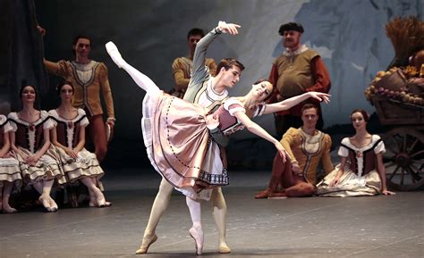 The Bolshoi Ballet’s ‘Giselle’ premieres onscreen Jan. 26 | Kudos AZ