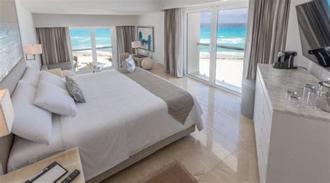 Le Blanc Cancun Resort