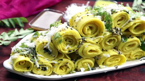 khandvi recipe |How to make Gujarati khandvi at home. - Nehas Cook Book