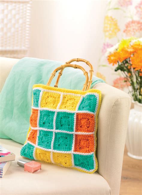 Granny square tote bag | Top Crochet Patterns