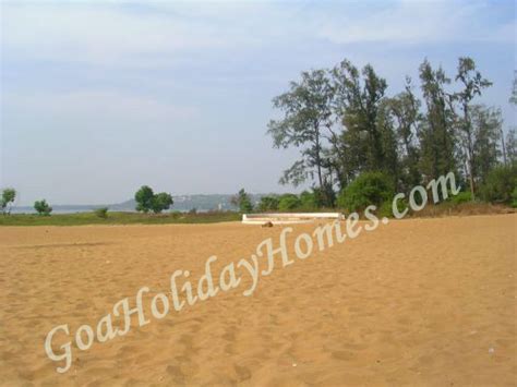 Miramar Beach in Goa, India, Goa Miramar Beach information, Miramar Goa ...