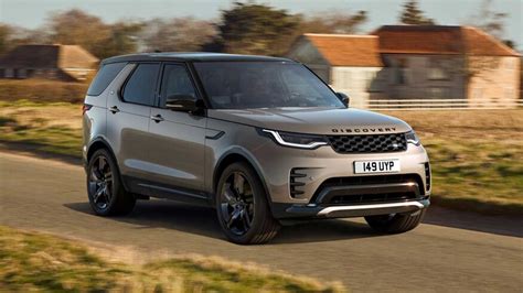 2023 Land Rover Discovery Sport: Choosing the Right Trim - Autotrader