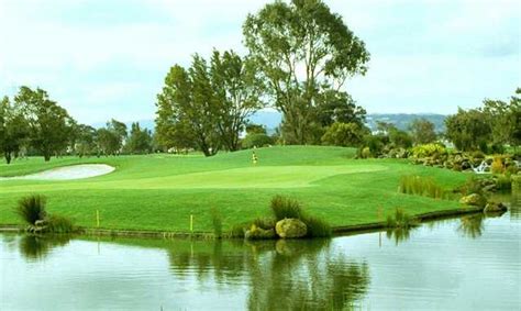 Poplar Creek Golf Course in San Mateo