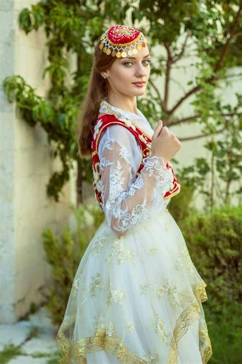 Traditional clothing from central Albania | Albania clothing ...