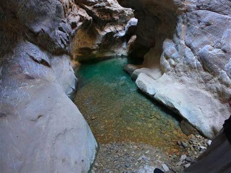 Visiting Charo Machi Waterfall, Khuzdar, Balochistan | Graana.com