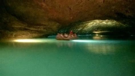 10 Tennessee Caves You Want to Visit and Explore - WanderWisdom