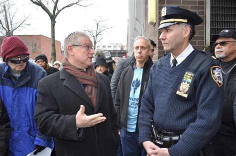 Vigil thanks 50th Precinct after police deaths | The Riverdale Press | www.riverdalepress.com