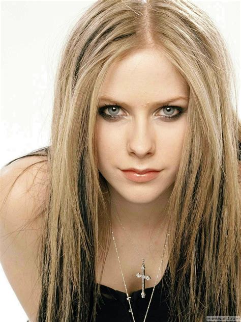 Avril Lavigne Photo: Avril Lovely Lavigne | Avril lavigne photos ...