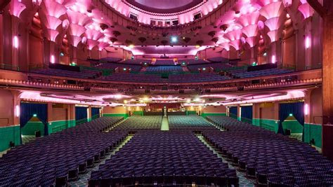 Plan Your Visit to Apollo Victoria Theatre | ATG Tickets