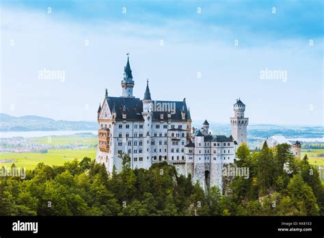 Neuschwanstein castle aerial view hi-res stock photography and images ...