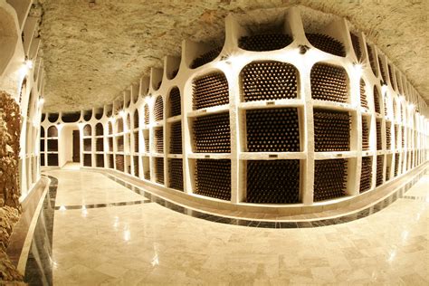 Moldova Wine Tour. Wine Tastings. Wineries and wine-cellars.