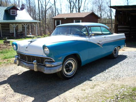 1956 56 Ford Fairlane Victoria 2d H/T