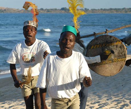 Malawi's varied attractions: wildlife, culture, landscape and lake - A ...