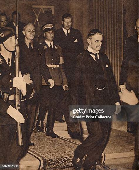 257 Hitler Chamberlain Photos & High Res Pictures - Getty Images