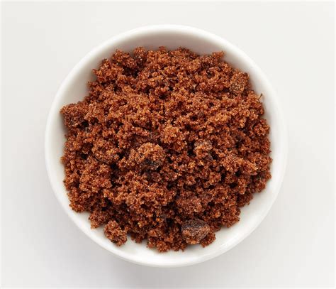 Muscovado Sugar Vs. Brown Sugar: SPICEography Showdown - SPICEography