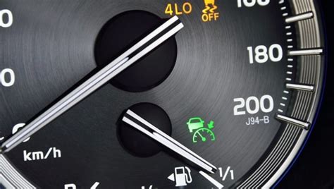 How to Read Toyota Dashboard Lights - autoevolution