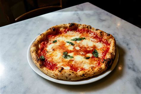 Who Invented the Pizza? History and Legends | Fine Dining Lovers