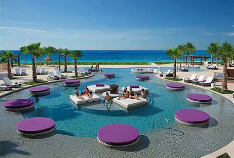 Breathless Riviera Cancun Resort & Spa - Weddings by Escapes