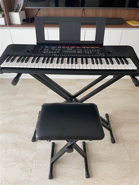 Yamaha PSR-E273 Portable Digital Keyboard, Hobbies & Toys, Music & Media, Musical Instruments on ...