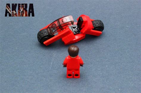 Kaneda and his motorbike | Lego, Cool lego creations, Lego creations