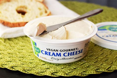 Vegan Gourmet Cream Cheese Dairy Alternative (Review)