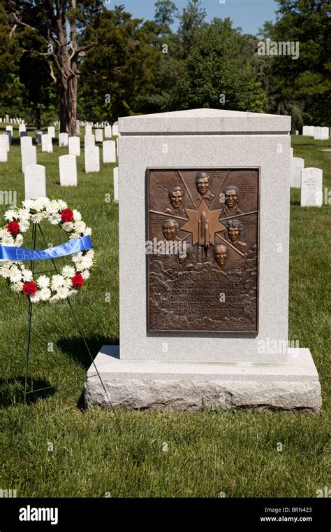 Challenger shuttle memorial in Arlington cemetery, Washington DC,USA ...