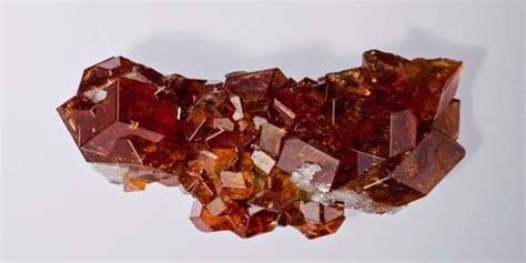 Hessonite: Properties and Occurrences - Assignment Point