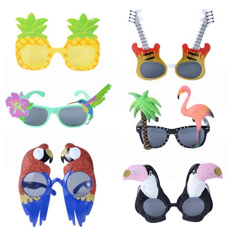 Clipart Library : iGifts And Cards Funny Man Relaxes on Beach 3D Pop Up ...