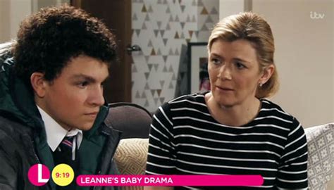 Coronation Street spoiler - Will Simon hit Leanne as he learns truth ...