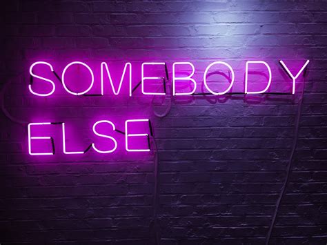 It's all pop 2 me: The 1975 - Somebody Else, video premiere