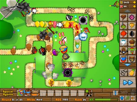 ¿Eres un buen estratega? Demuéstralo en Bloons Tower Defense 5