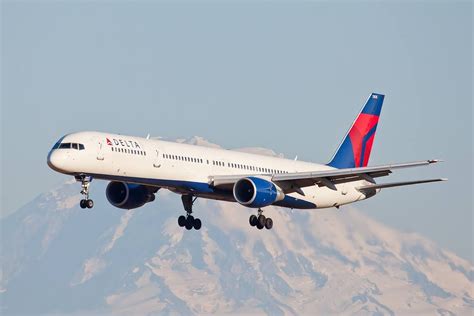 Delta 757. Delta has the largest fleet of 757s in domestic fleets ...