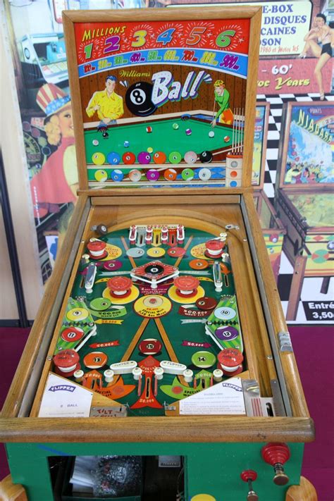 vintage 1952 8 Ball "Williams" Pinball Machine. | Pinball, Flipper ...