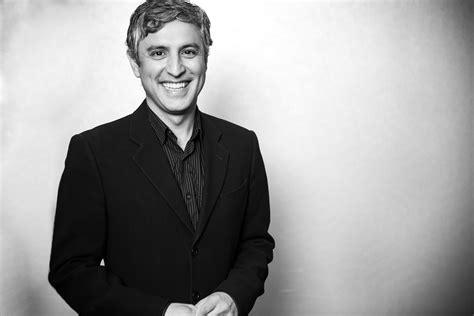 Acclaimed author Reza Aslan to speak at Central College – Central College News